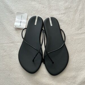 7 Ipanema sandals New